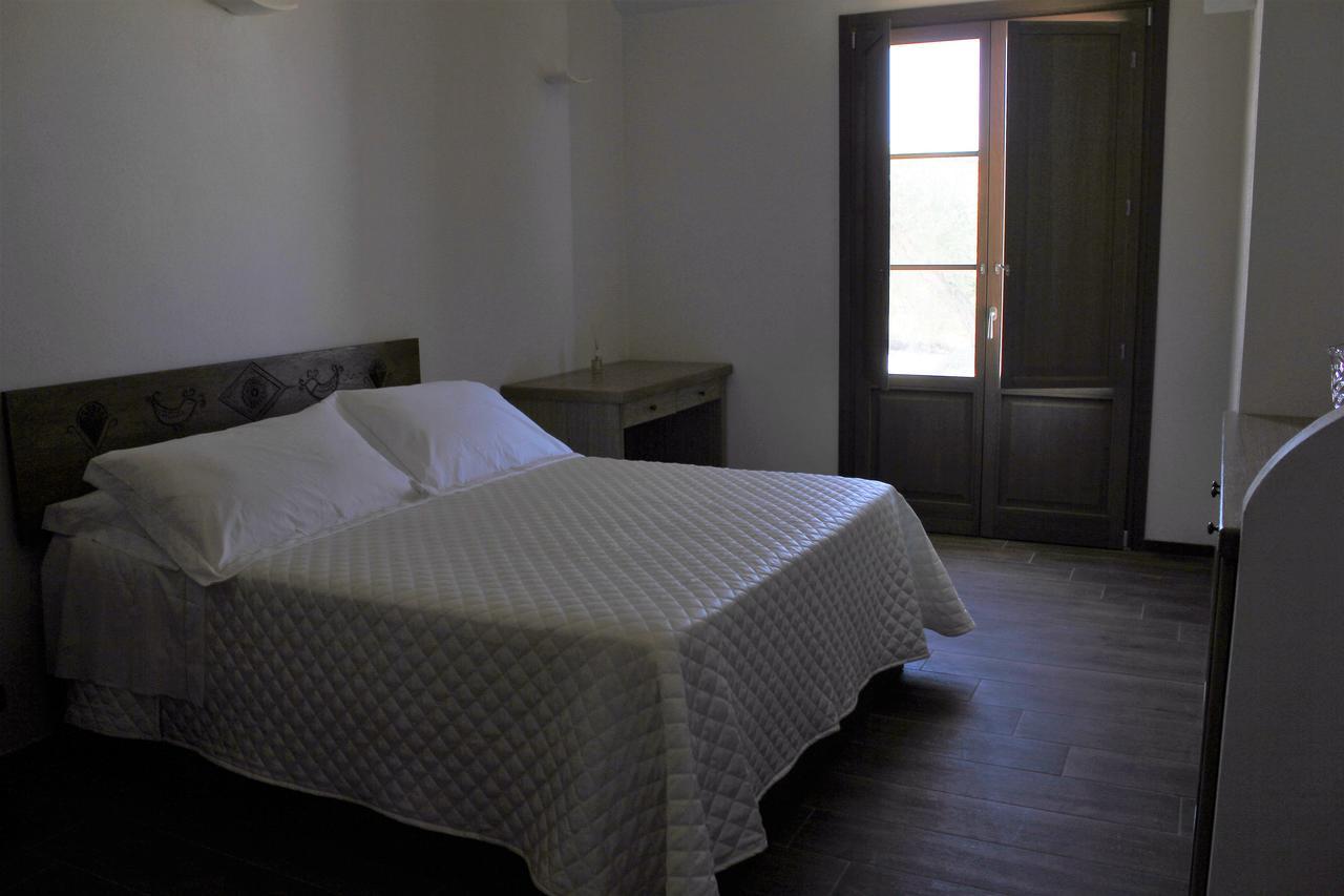 Serra Niedda Resort & Agriturismo ซอร์โซ ภายนอก รูปภาพ