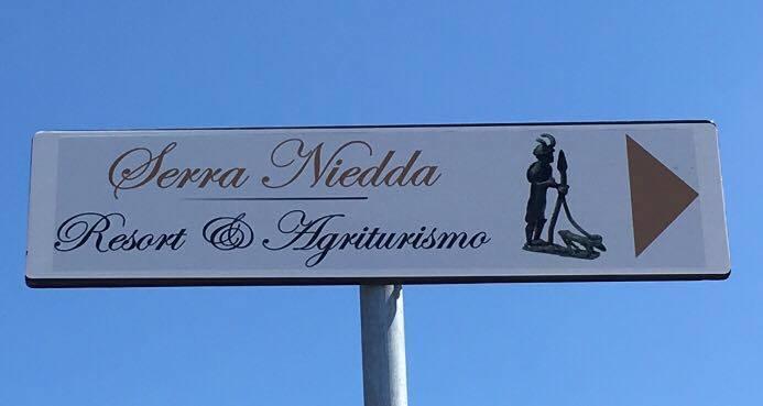 Serra Niedda Resort & Agriturismo ซอร์โซ ภายนอก รูปภาพ